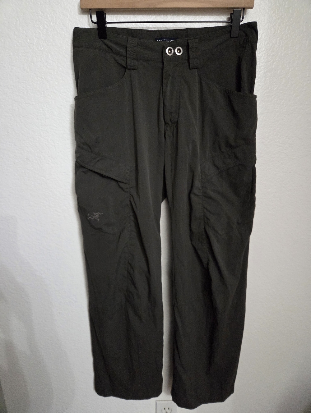 Arc'teryx Rampart Pants Men’s Size 30 X 30 Olive Green Cargo Hiking